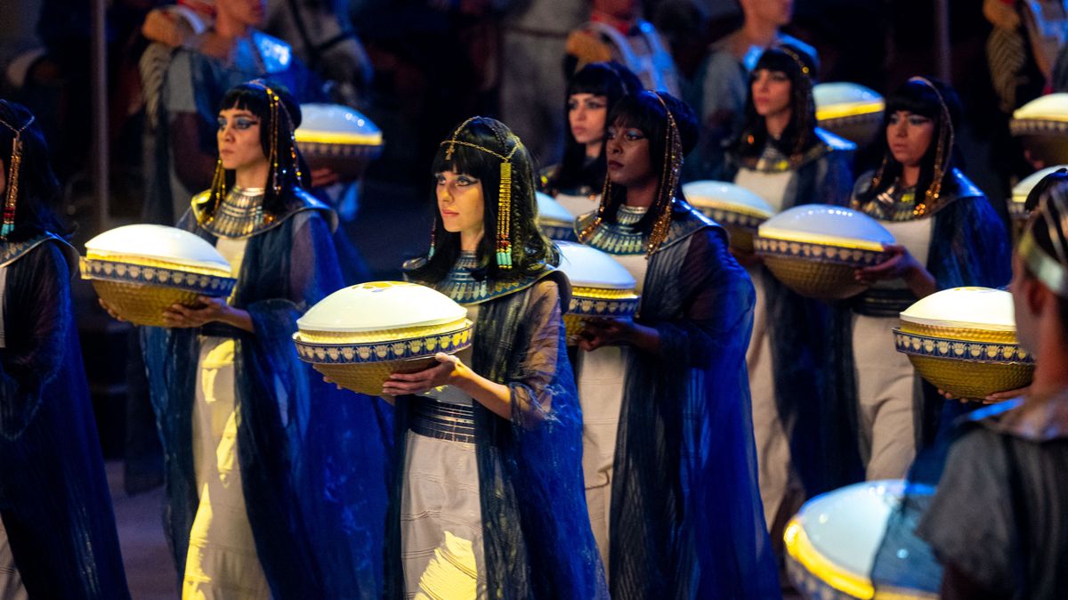 Fotky ze Zlatého průvodu: Tak vypadala poslední jízda egyptských faraonů